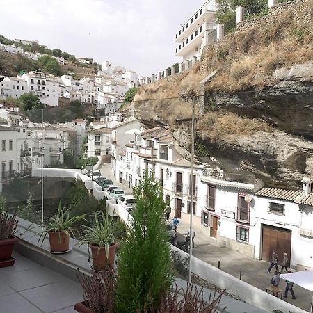 Casa Rural Las Cuevas De Setenil Setenil De Las Bodegas Exterior photo